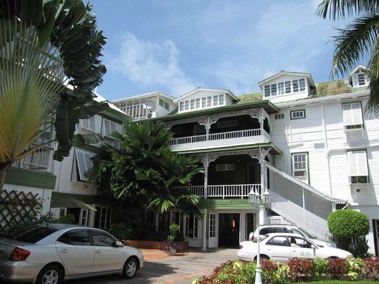 Bottle Bar and Restaurant